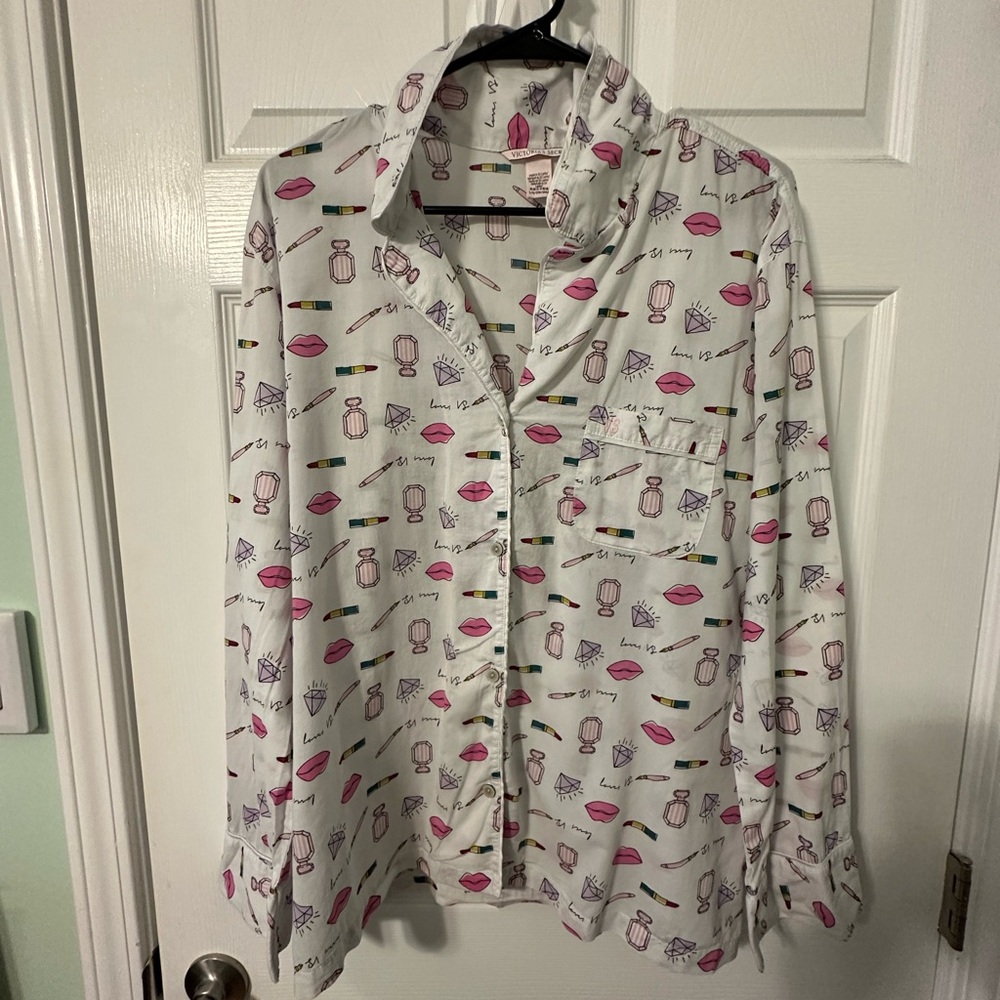 Victoria’s Secret Sleep Shorts Set - Perfume, Lipstick, Diamond Icons. Euc.